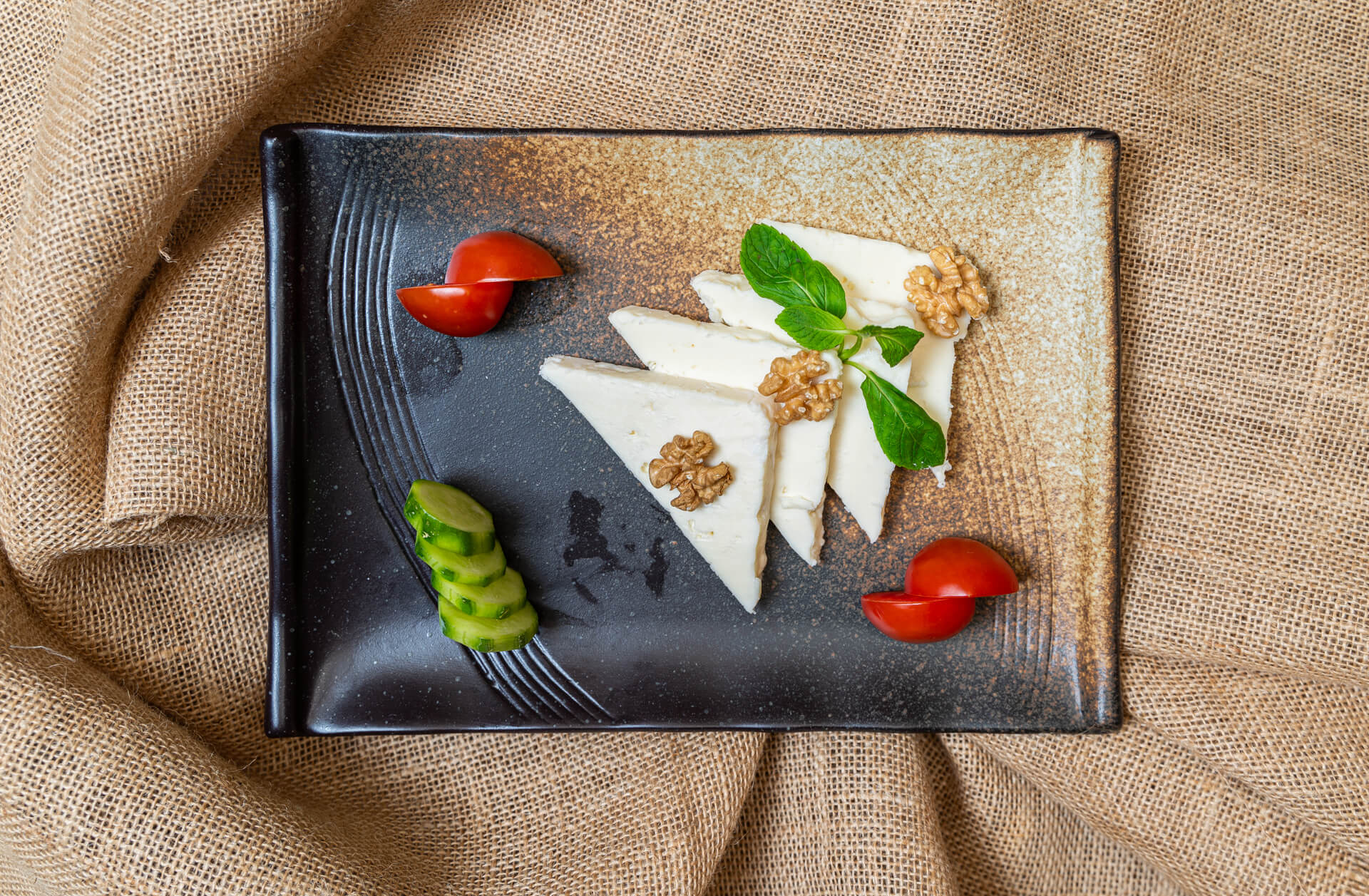 Beyaz Peynir Tabağı 