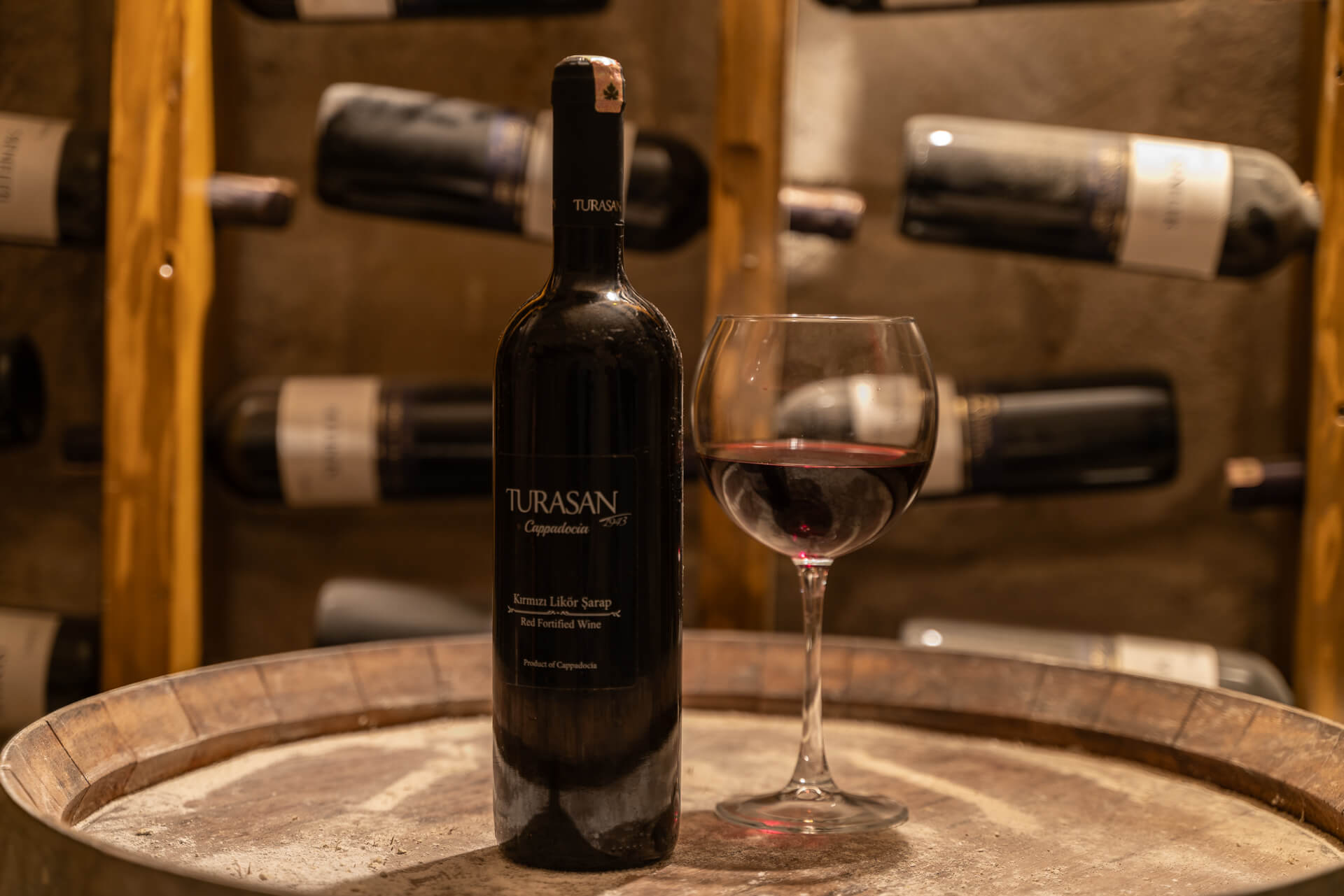Turasan Kırmızı Likör Şarap