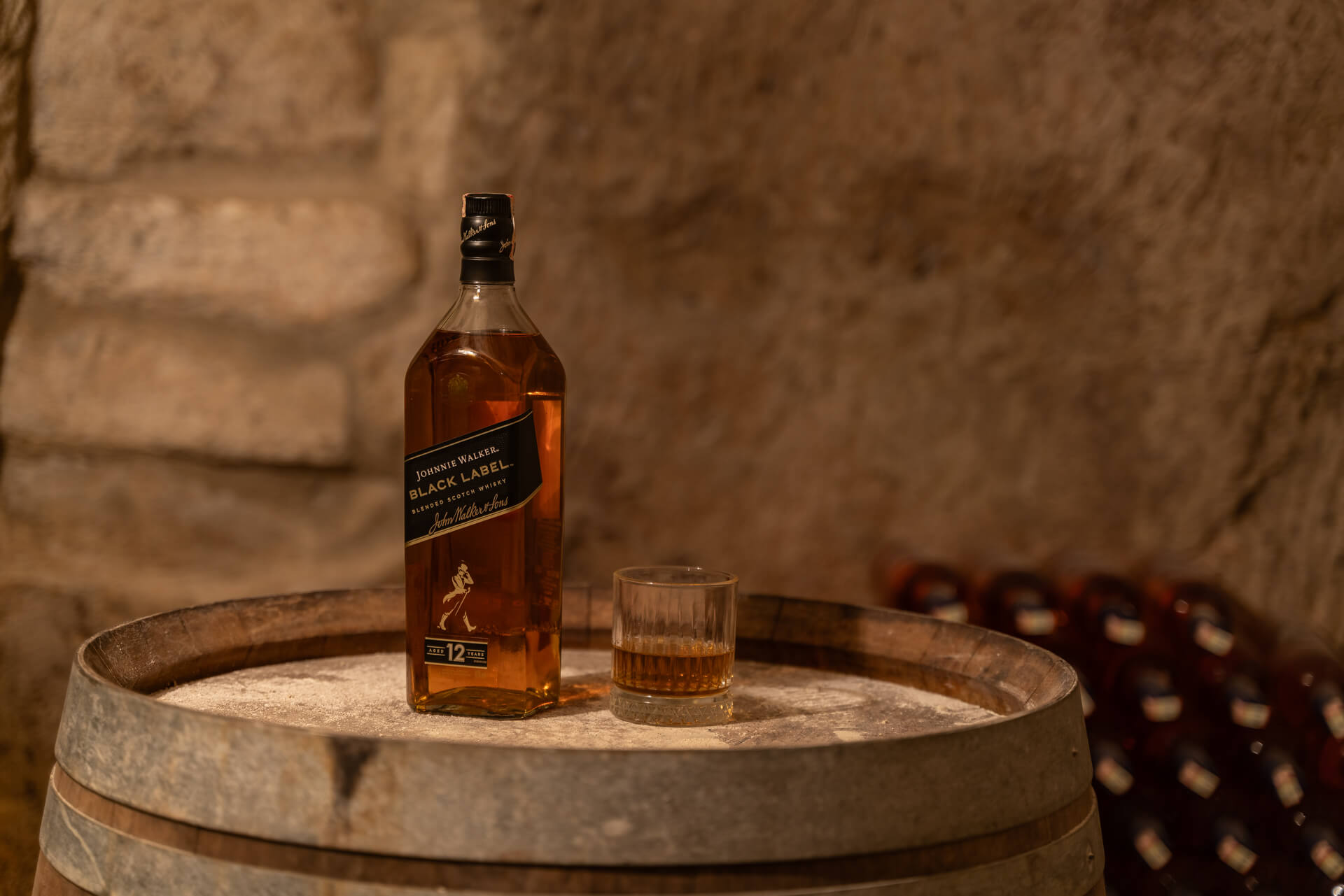Johnnie Walker (Black label) 100cl Aged 12 Years